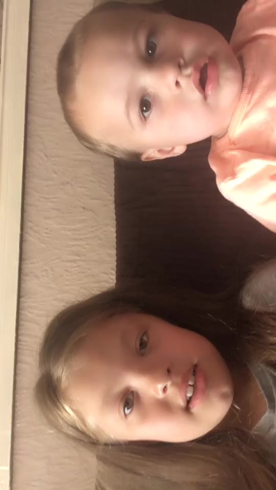 @caitlincass19