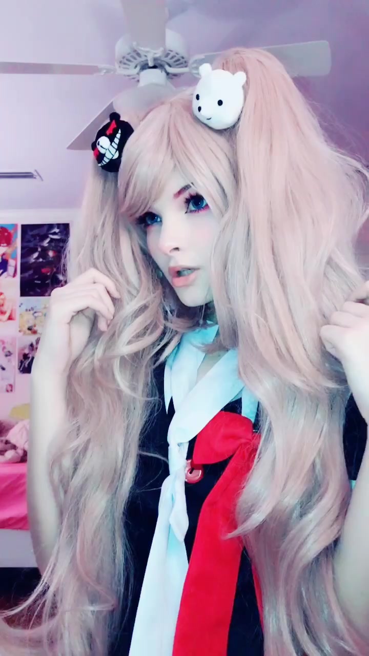@peachyfizz