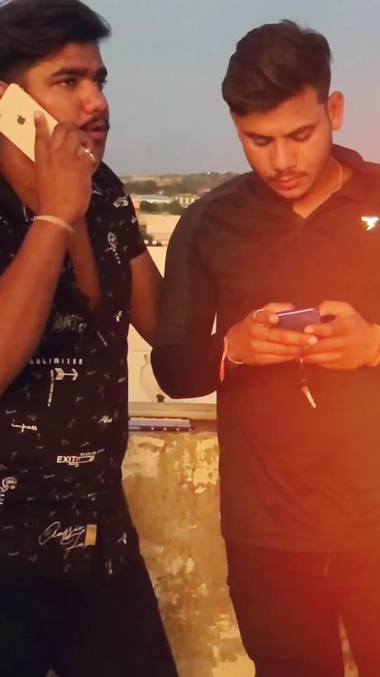 @Dharmesh king👑