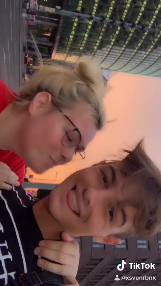 @svenrbnx