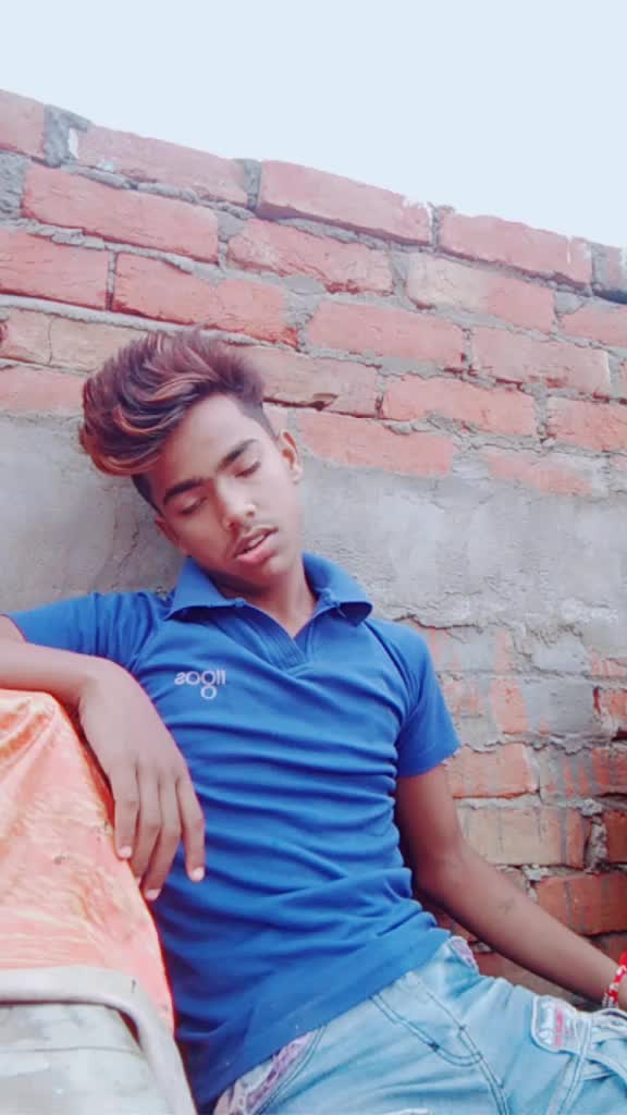 @m.r ayush 😎 king 👑