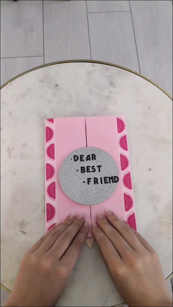 @Saskia
