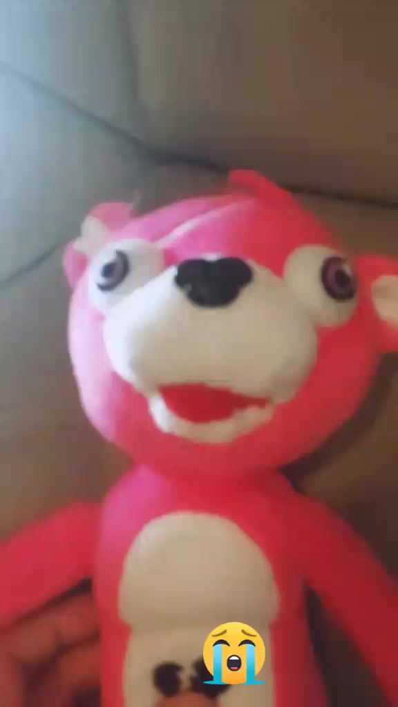 @CuddlesDaily