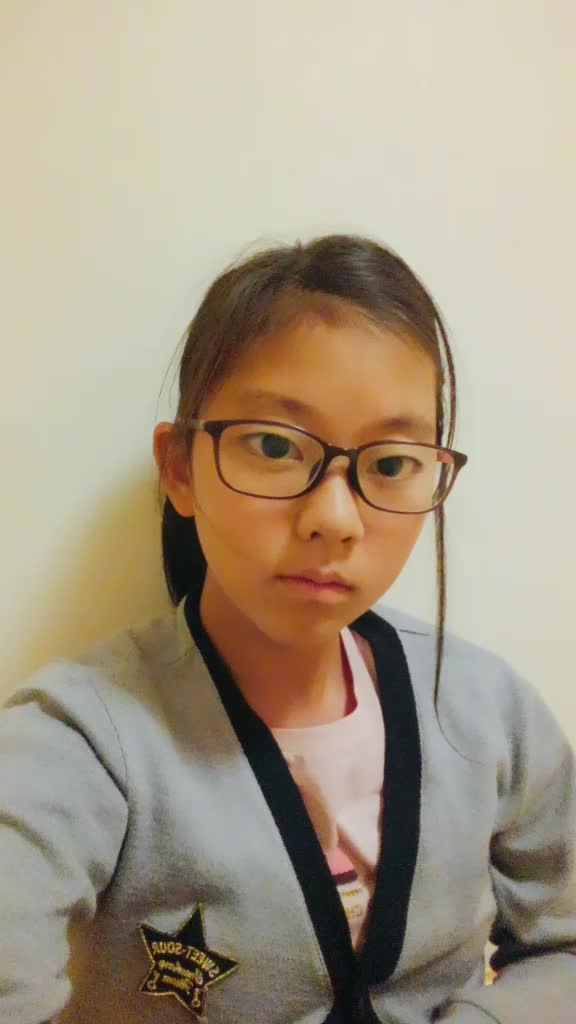 @(&acute;・&forall;・｀)ﾍｯ