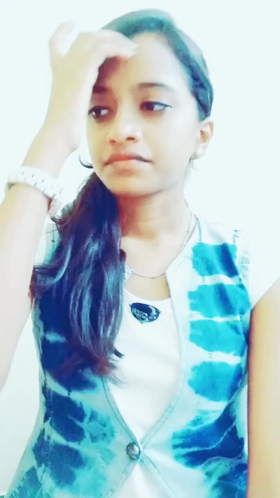@👑Divya 👑
