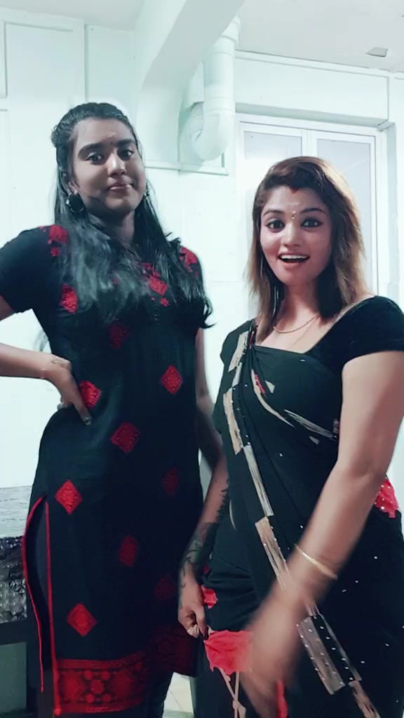 @❤️Nandhini Bujjima❤️