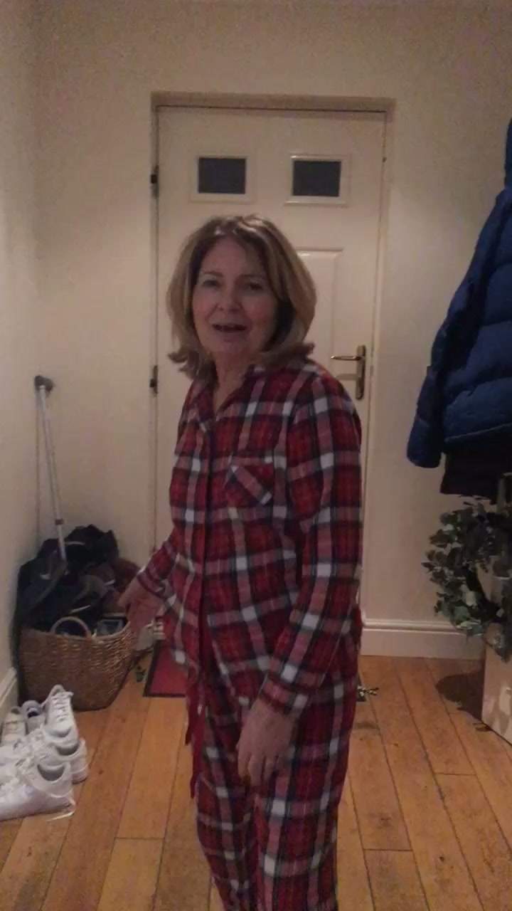 @GangsterGranny