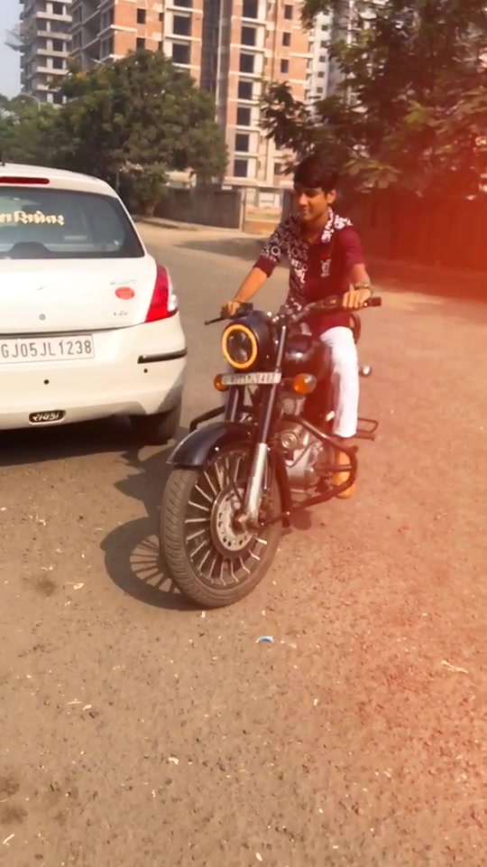 @Jay_desai_8