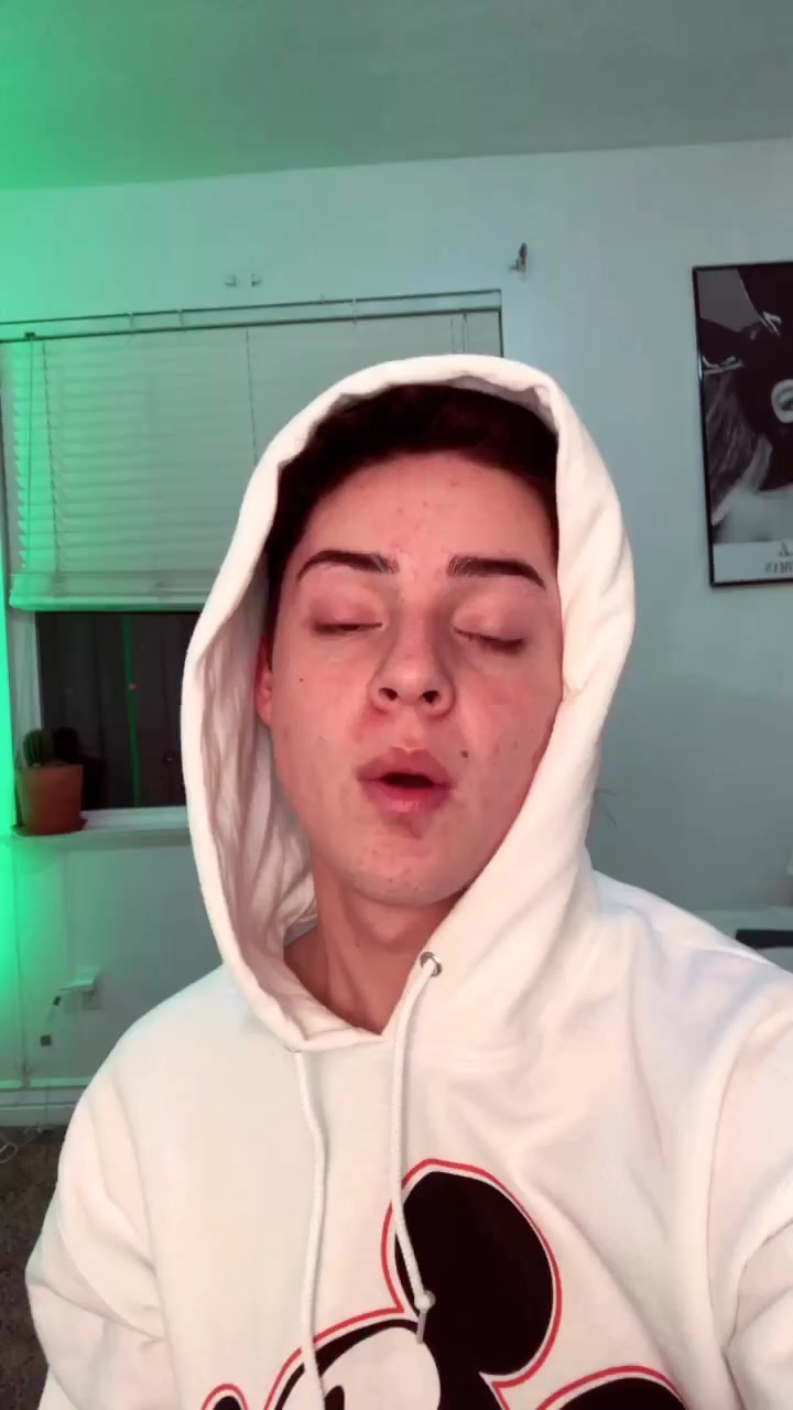 @alejandro