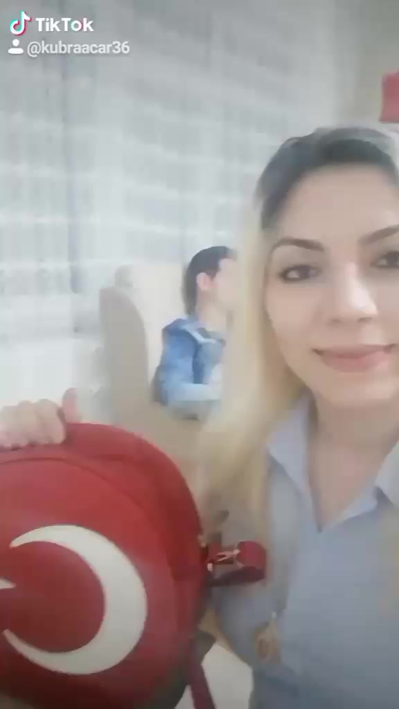 @Kübra Acar
