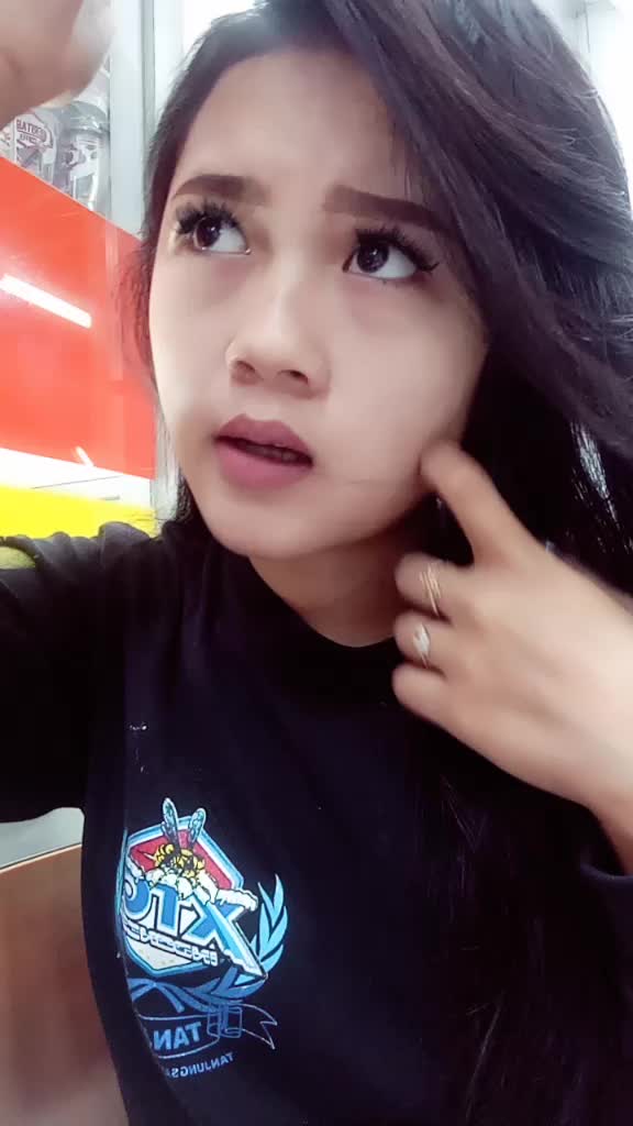 @Sisil Silvia Defa