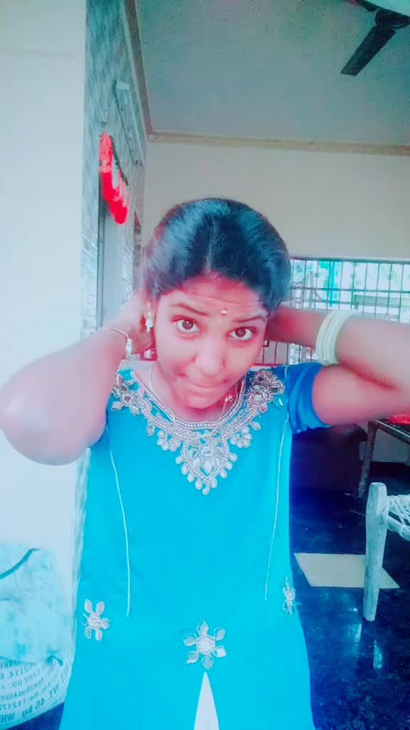 @kaviya