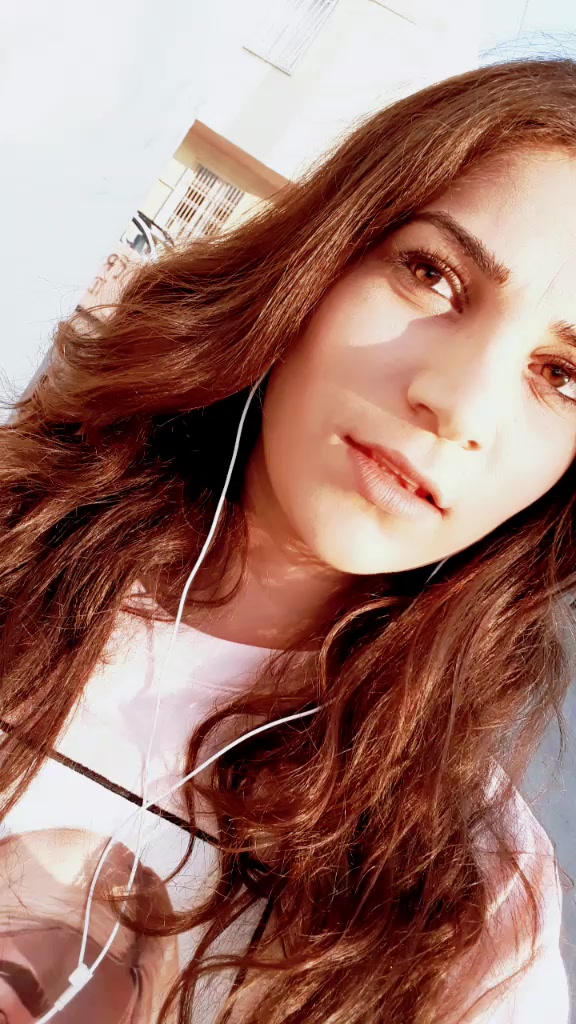 @&ouml;zdemir (instagram)