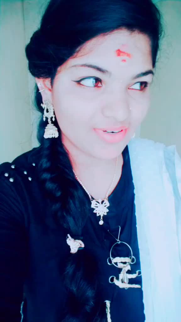 @tamilselvid