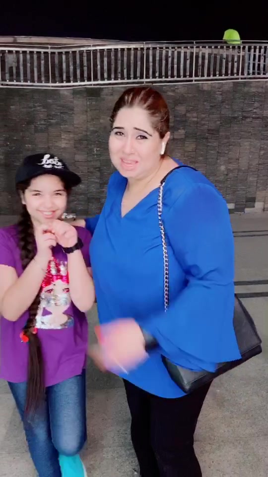 @Loveeshii