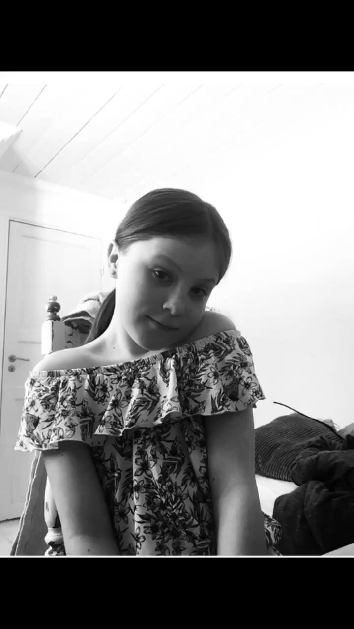 @Sn&auml;lla f&ouml;lj mig!🥰