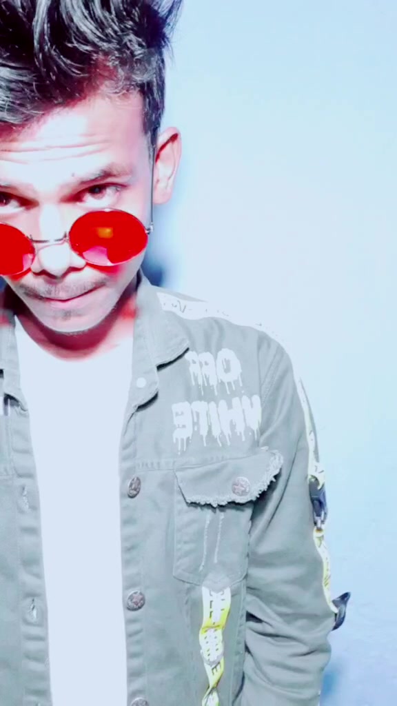 @✍️💕SURAJ🖕KARSH💕🎵