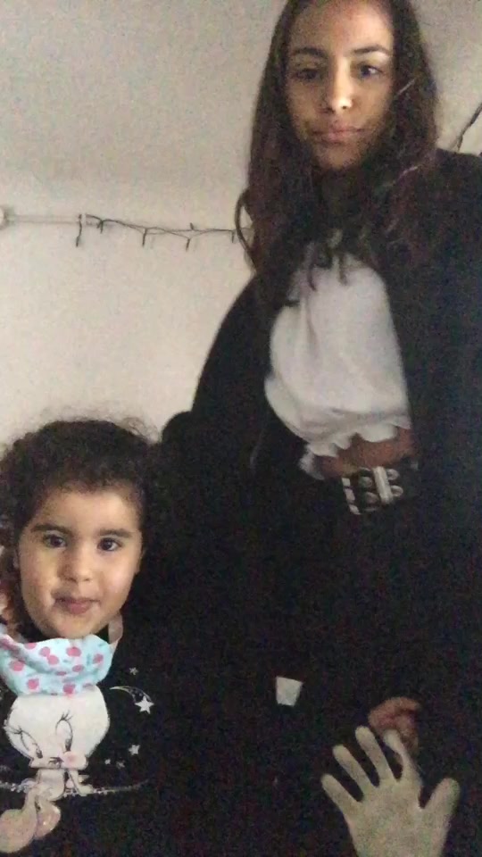 @sabrinbailil