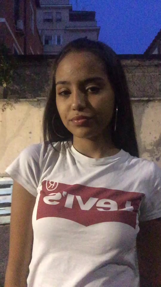 @sabrinbailil