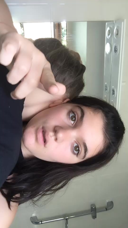 @😝