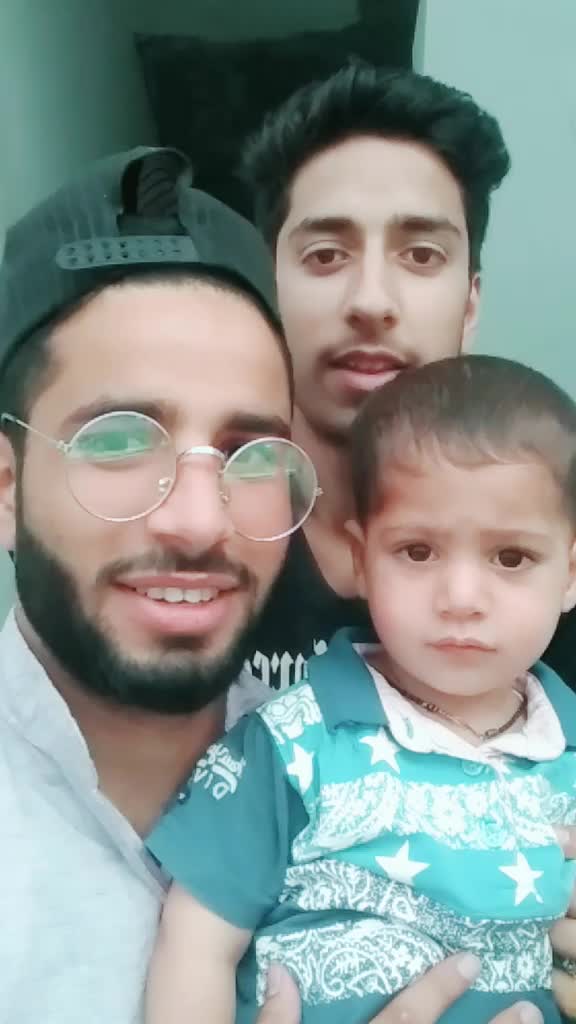 @bhat oWaIs