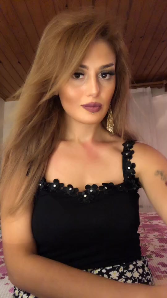 @Zeynebimmmlashes