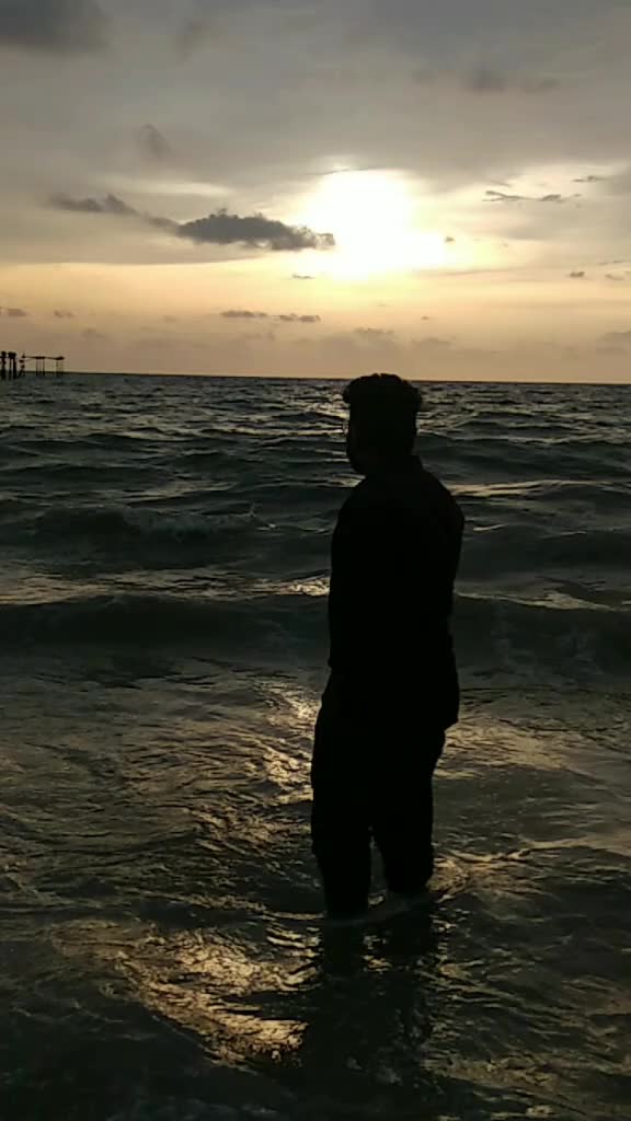 @vishnu_kavil