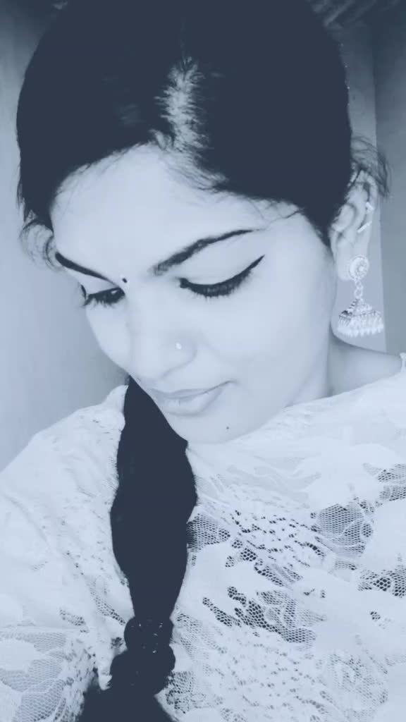 @tamilselvid