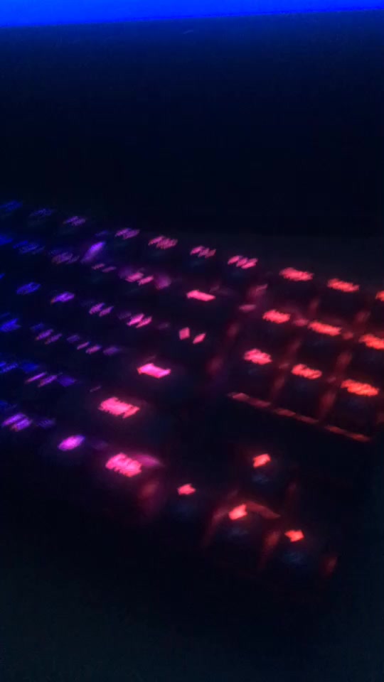 @F7-Noviks