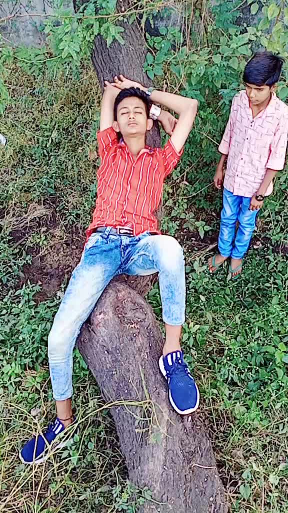 @Mr.NiLaNshU_2121