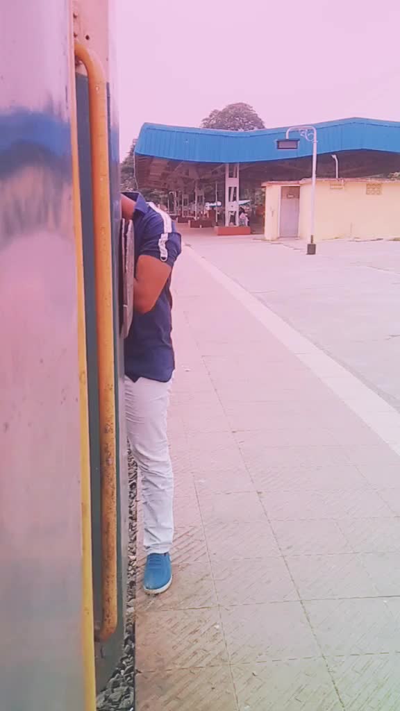 @Tw&icirc;nkel R&aacute;m&ecirc;śh