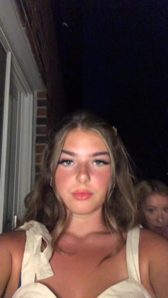 @Brookekozinets
