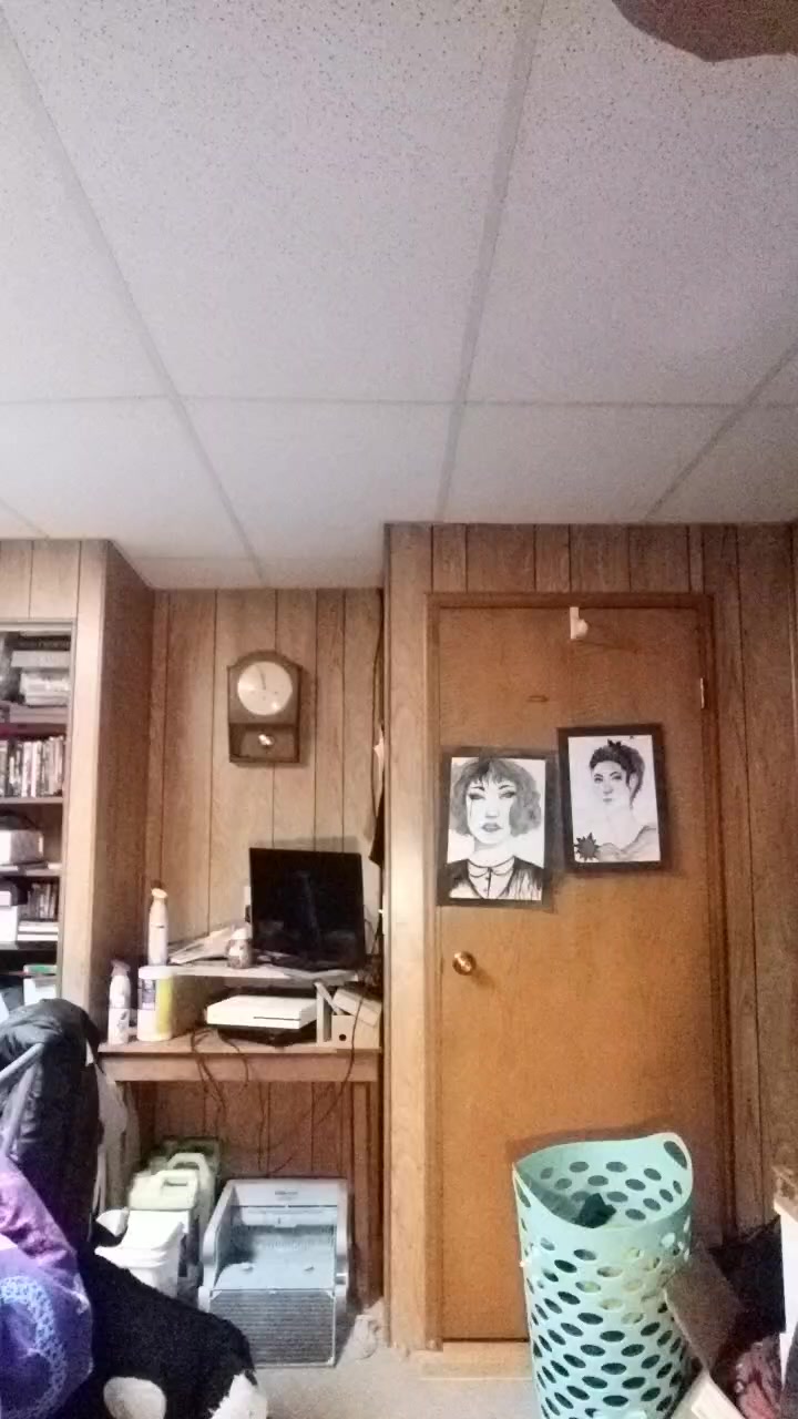 @Drama_Queen