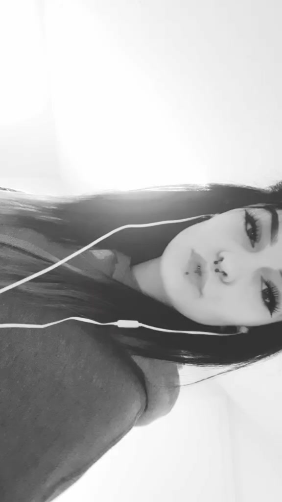 @JessiKrkvsk