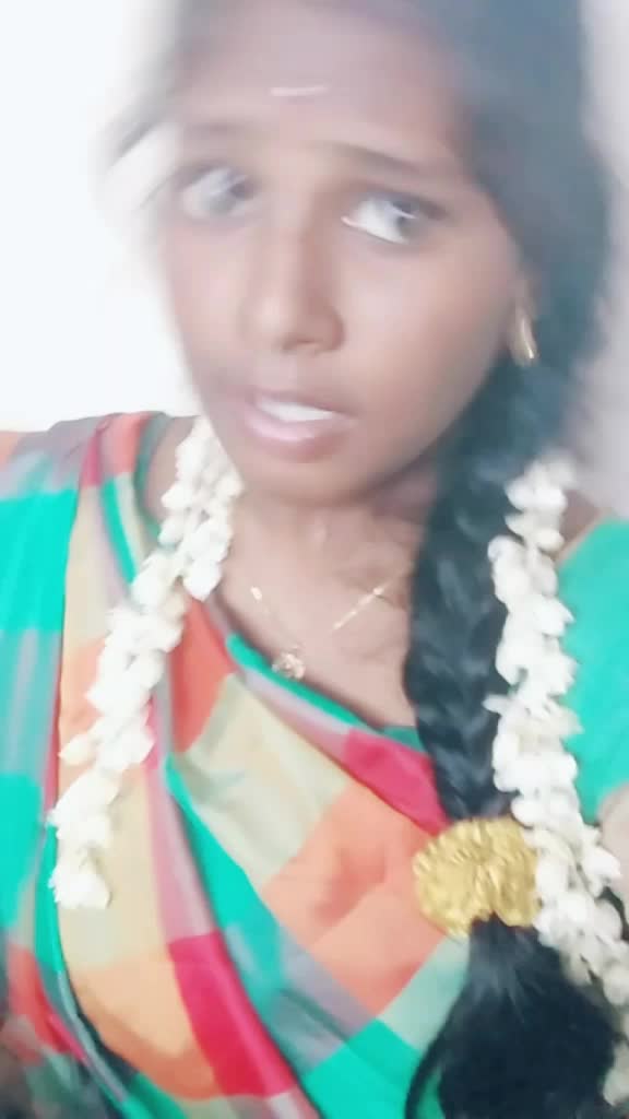 @BHUVi💕