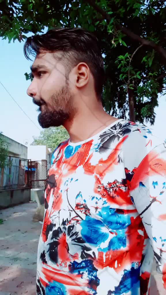 @mr_aaryan_22