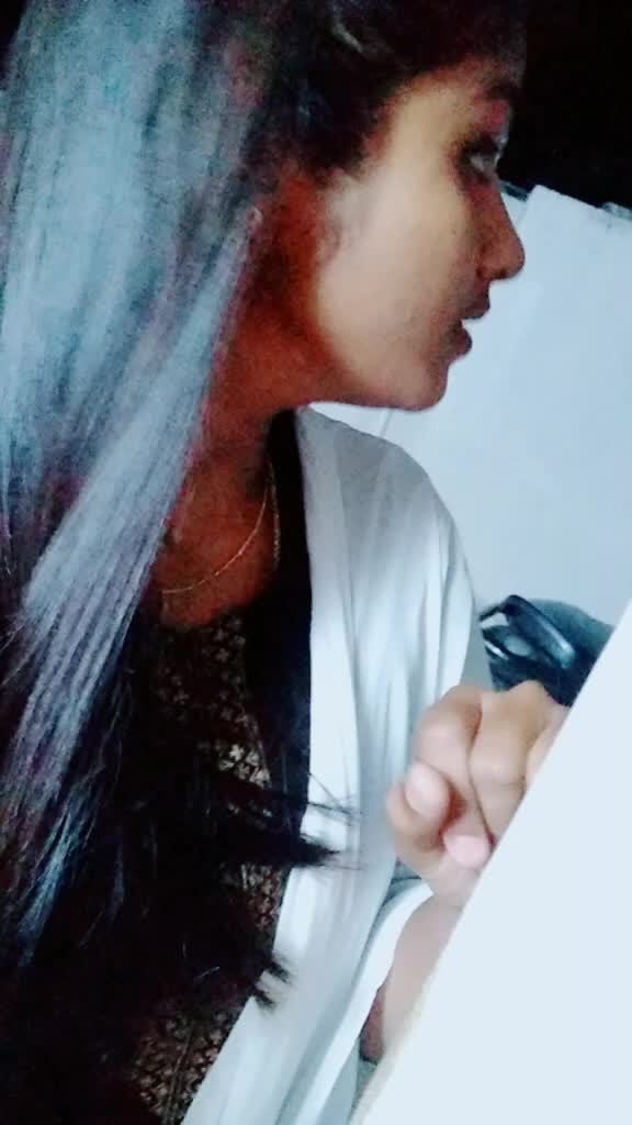 @👑Bommi👑