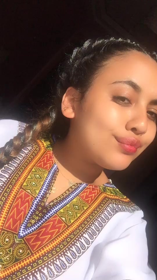 @Lariffienne