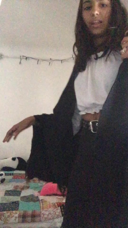 @sabrinbailil