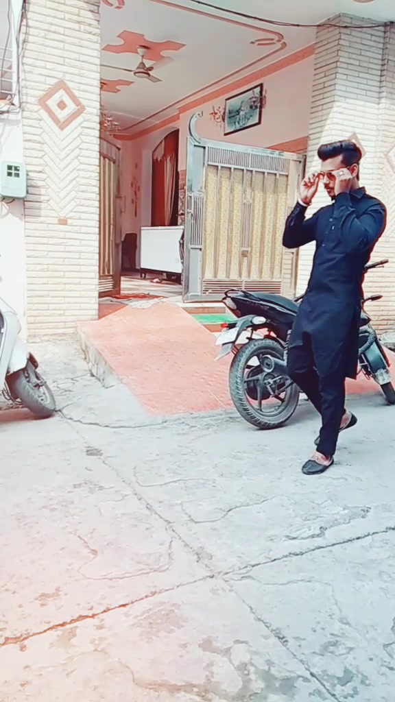 @Ar Keern Mehra