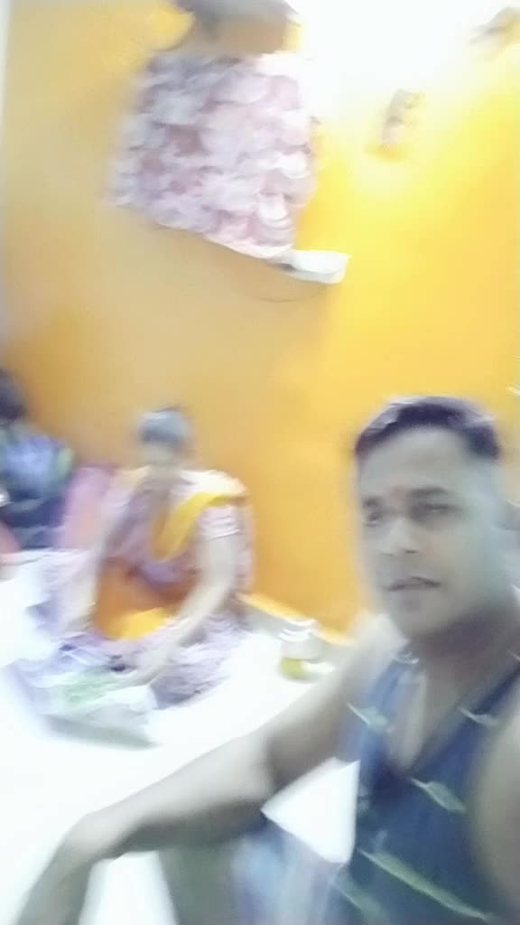 @hitesh