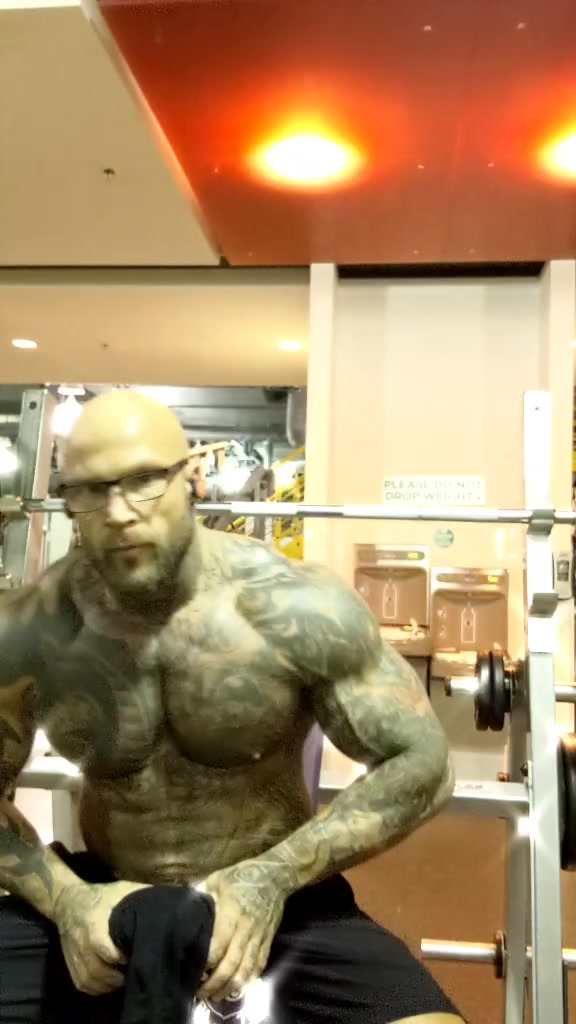 @the_fitcon