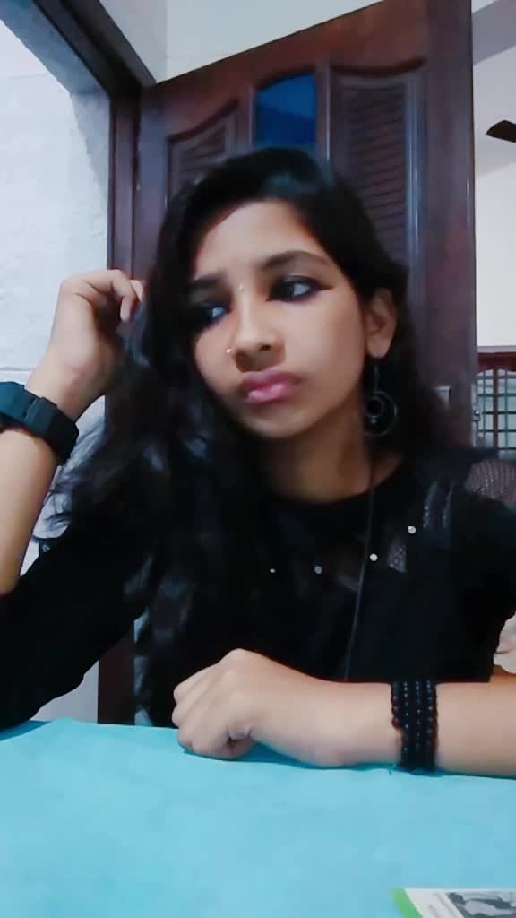 @👑 Meenu Ramu 👑
