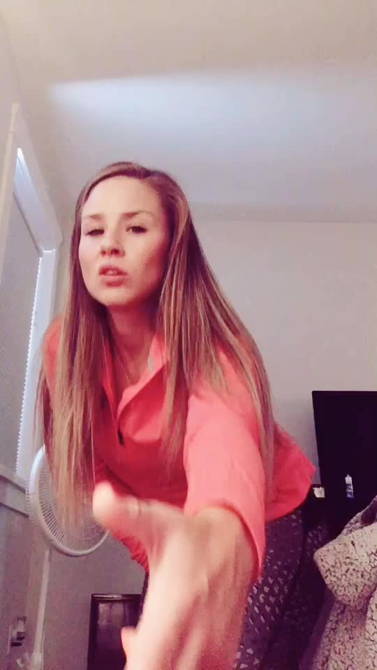 @blondebeliever_
