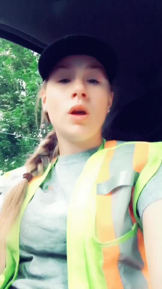 @blondebeliever_