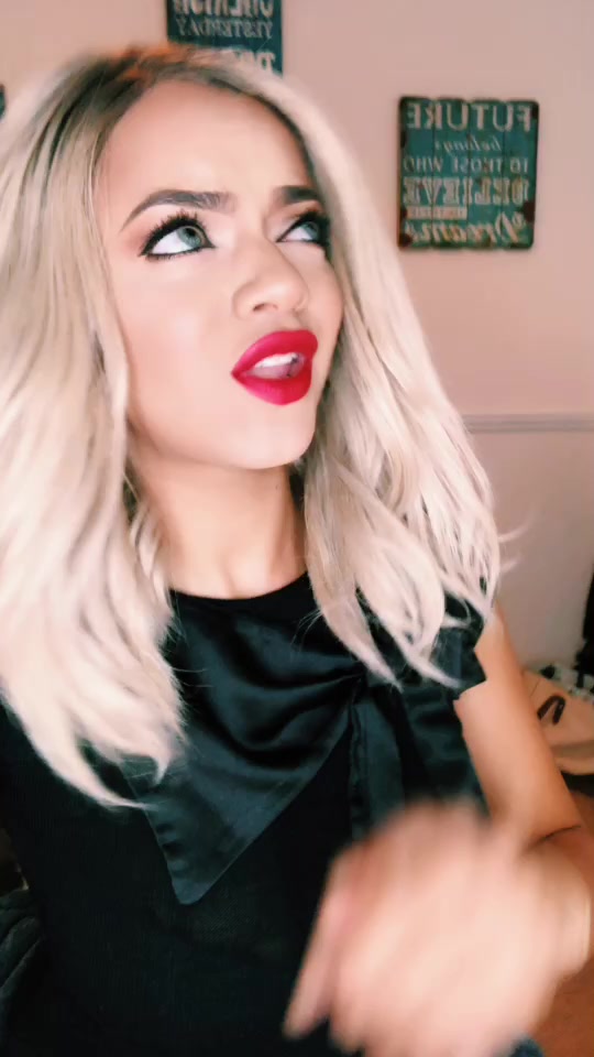 @Lily