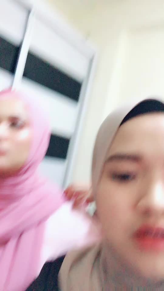 @haslyzaa