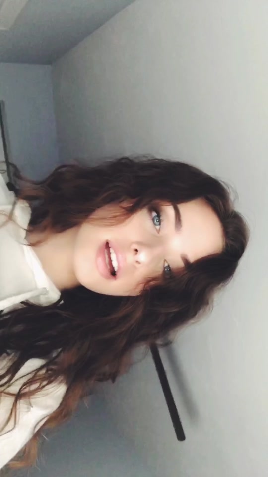 @lily