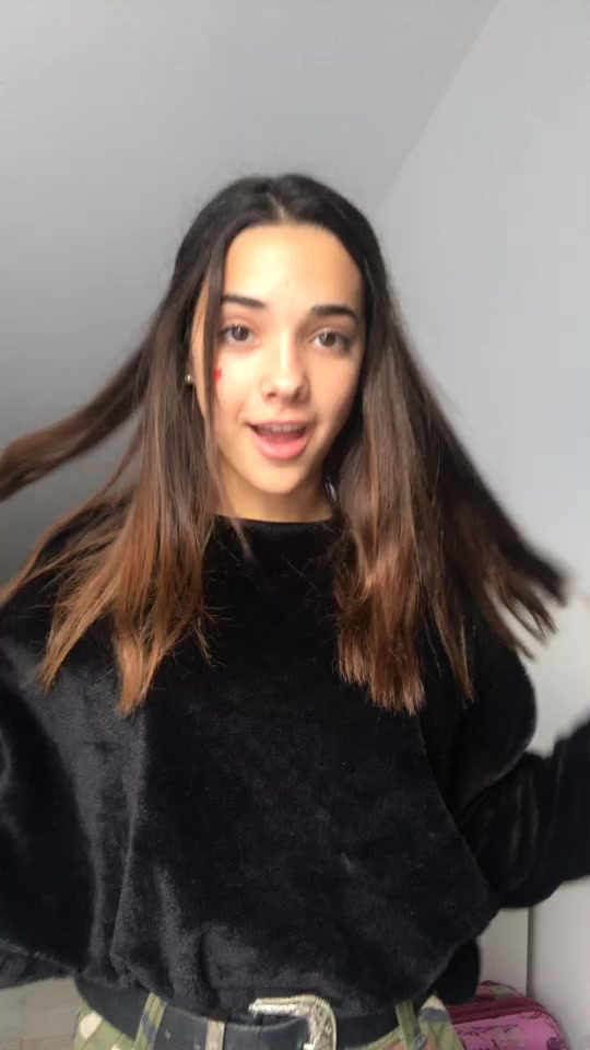 @&Agrave;ngela M&aacute;rmol