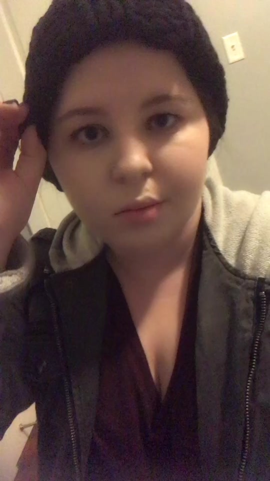 @HellaBella